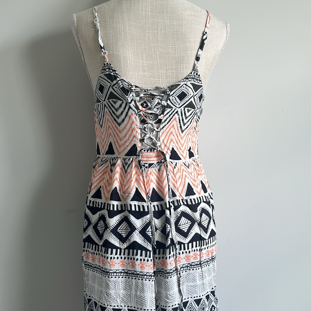 Spaghetti Strap Geo Print Maxi Dress - Picture 9 of 13